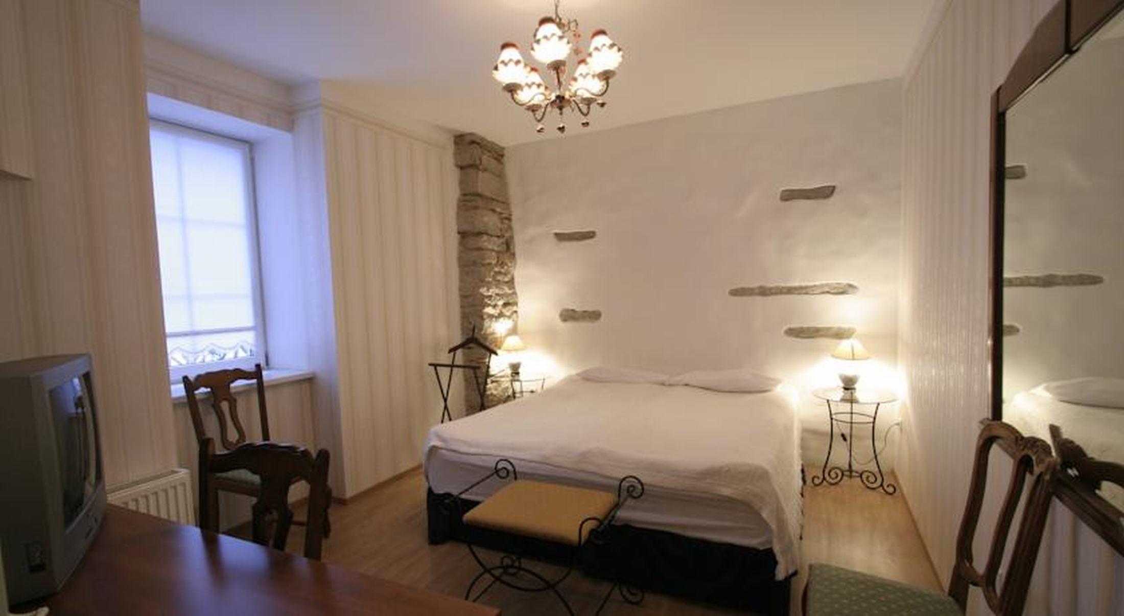 Olevi Residents Hotel Tallinn Room photo